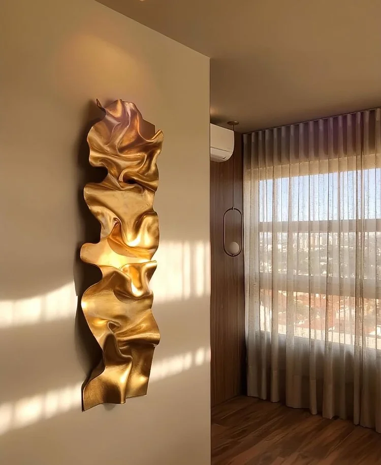 Layer Gilt