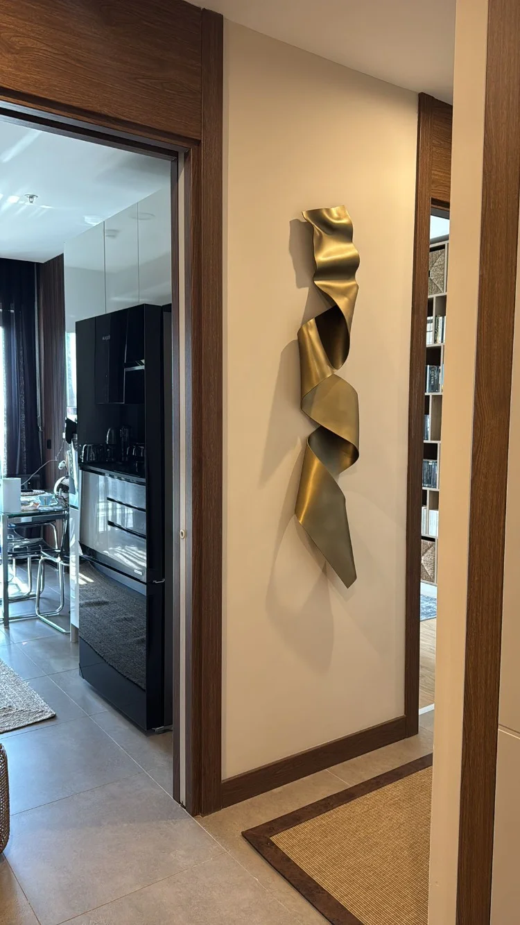 Wion Antique Gold